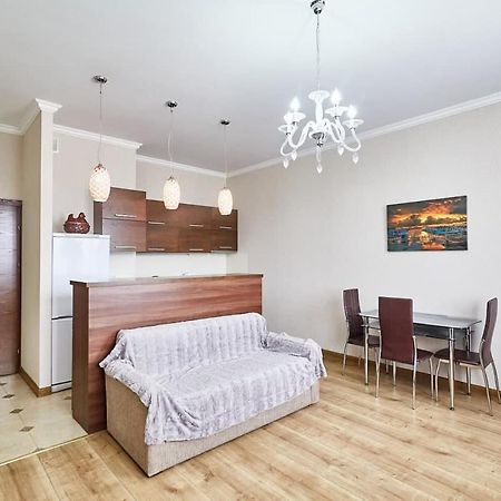 Ultracentral Spacious Apartment Chisinau Bagian luar foto