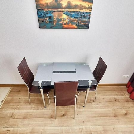 Ultracentral Spacious Apartment Chisinau Bagian luar foto