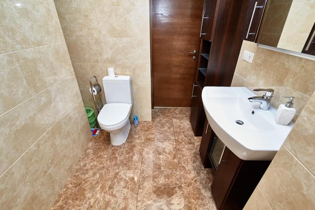 Ultracentral Spacious Apartment Chisinau Bagian luar foto
