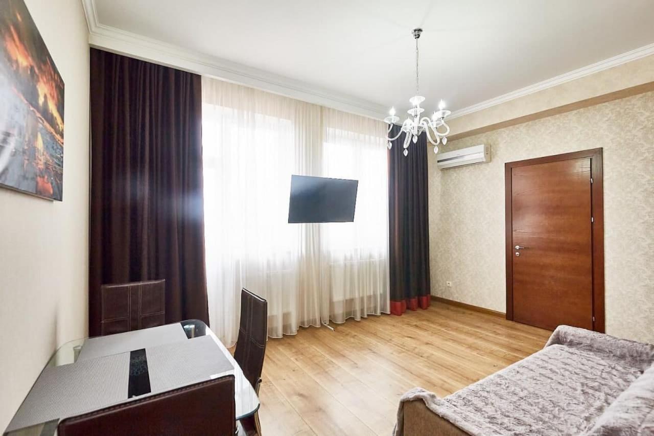 Ultracentral Spacious Apartment Chisinau Bagian luar foto